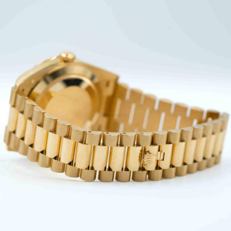 ساعة رولكس داي ديت 40 من الذهب الأصفر مرصعة بالألماس، مينا سوداء، 228398TBR