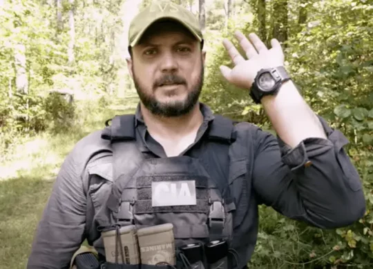 Special forces Wearing watch inside wrist