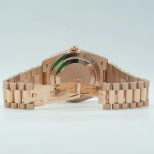 Rolex Day-Date 40 Rose Gold Sundust 40mm dial