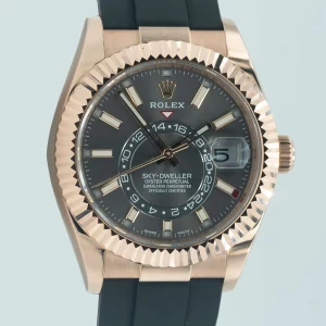 ساعة رولكس سكاي دويلير بمينا رمادية وذهب وردي