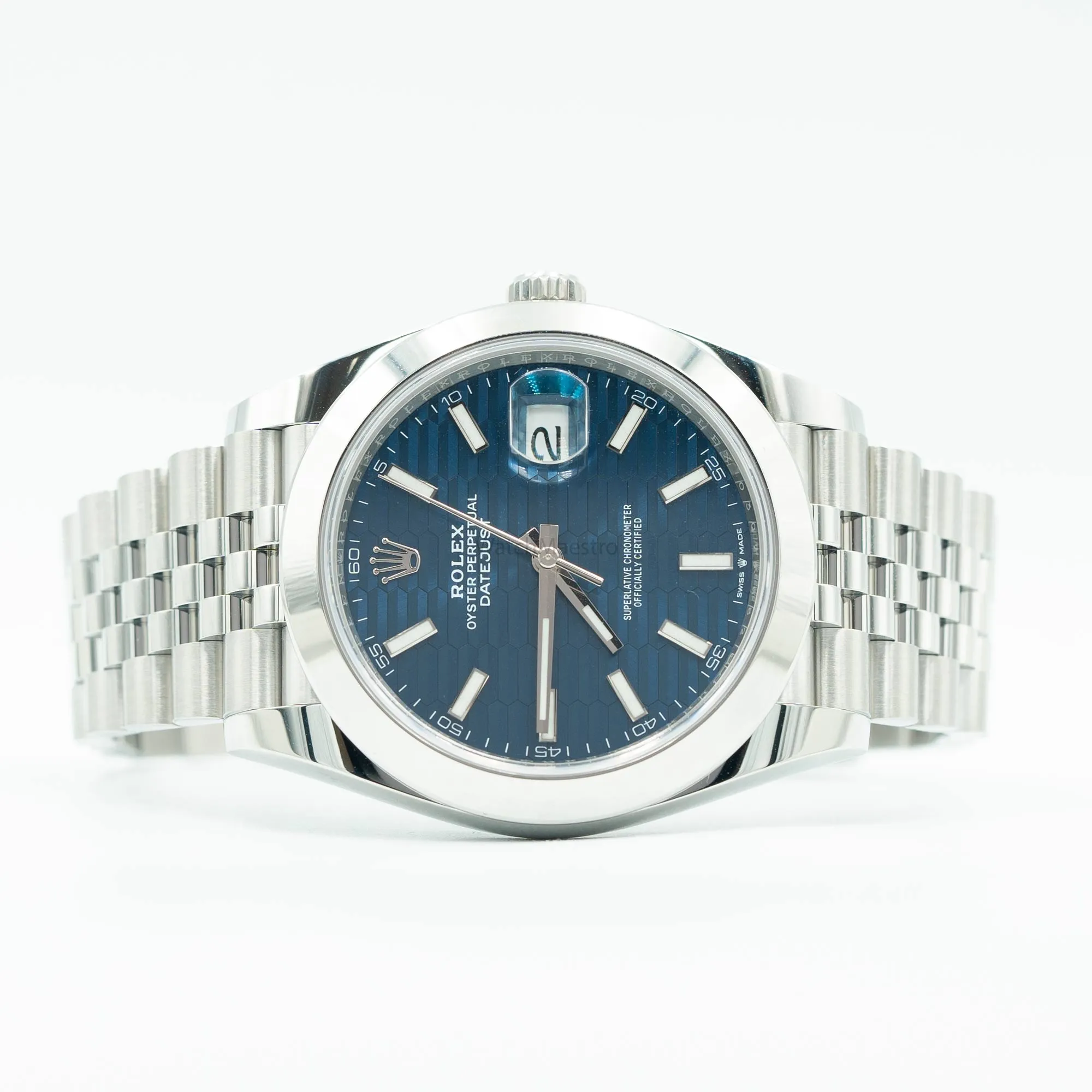 DJ41 Blue Motif Smooth