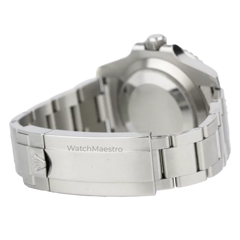 Rolex Submariner Hulk 2020 used 4