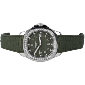 Patek Philippe Aquanaut Green Steel Quartz (1)