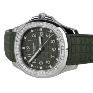 Patek Philippe Aquanaut Green Steel Quartz (2)