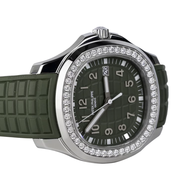 Patek Philippe Aquanaut Green Steel Quartz (3)